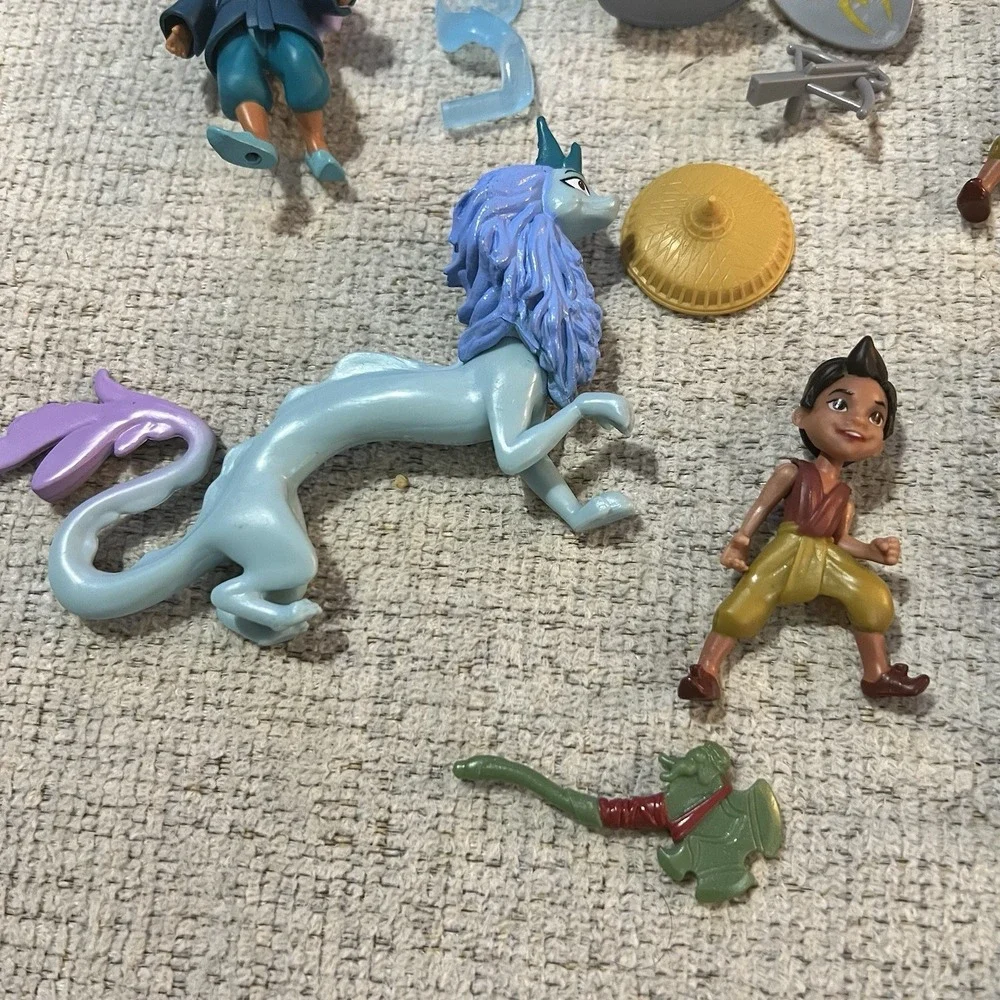 Disney Raya & The Last Dragon Vintage Toy Lot 15+ Figures Accessories‎